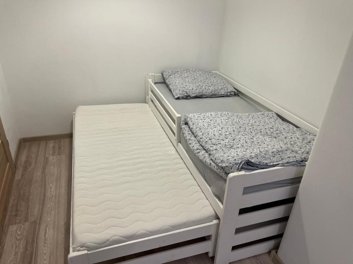Apartament 3 Pokojowy Z Parkingiem Apartment Zabkowice Slaskie Ngoại thất bức ảnh